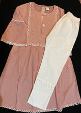 Load image into Gallery viewer, Teens - 2-piece Beeds Trouser Suit
